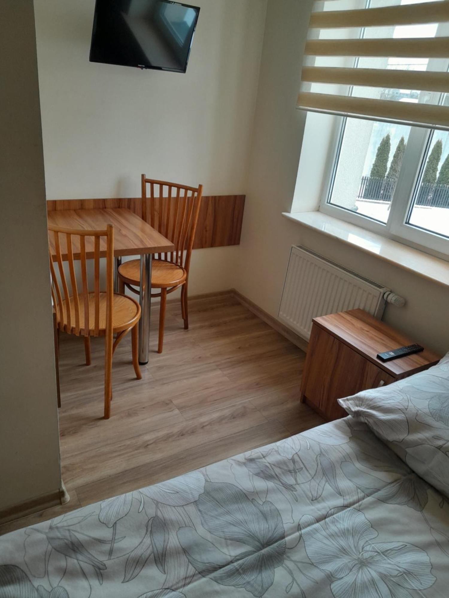 Hostel Polon Пултуск Экстерьер фото